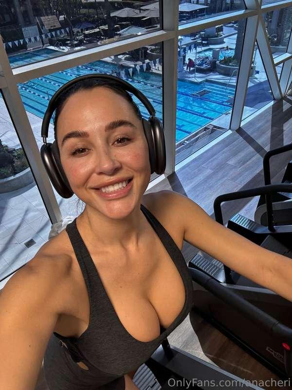 Staying happy & healthy so I can share my **bits** with you ..