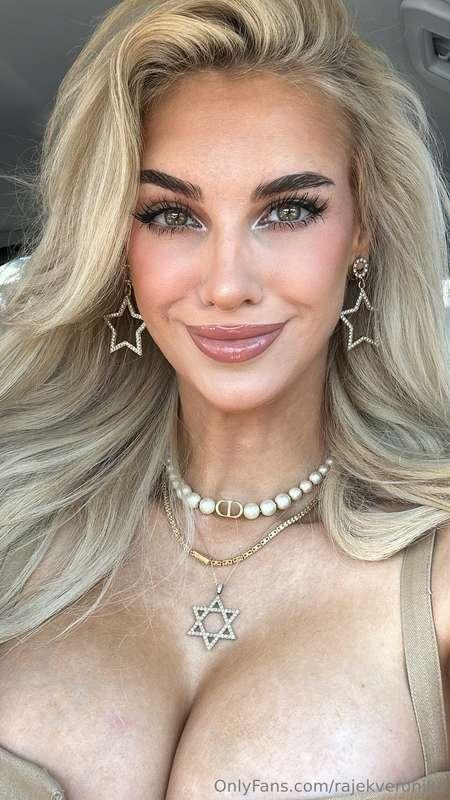 ⭐️ is shining more in chat 😘