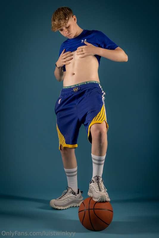 Do you want to play some ball? 🏀🏀