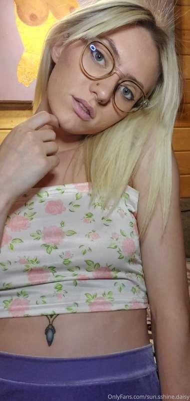 I hope your getting my messages bby 🥺🍑
