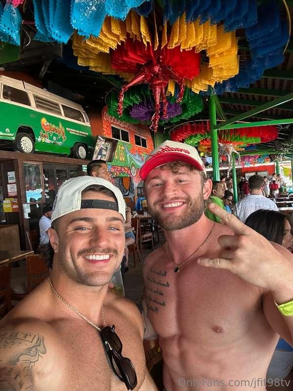 collabs are ONLY on @jfit98 https://onlyfans.com/jfit98