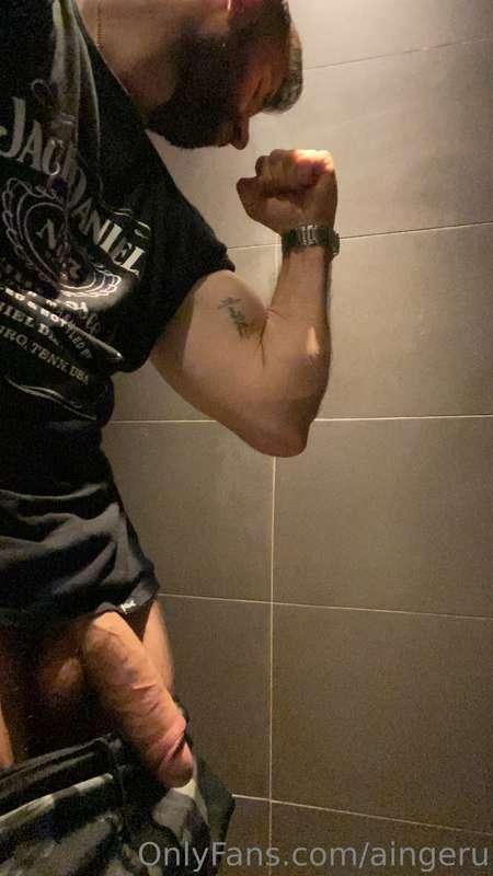 That’s what Is hided and sweat in my gym Shorts when I worko..