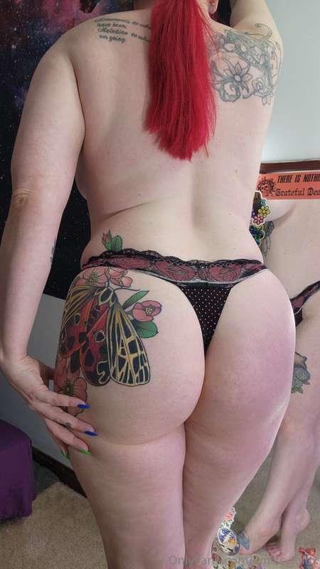 I think these panties may be a little too tight 🤔💝 @misslolo