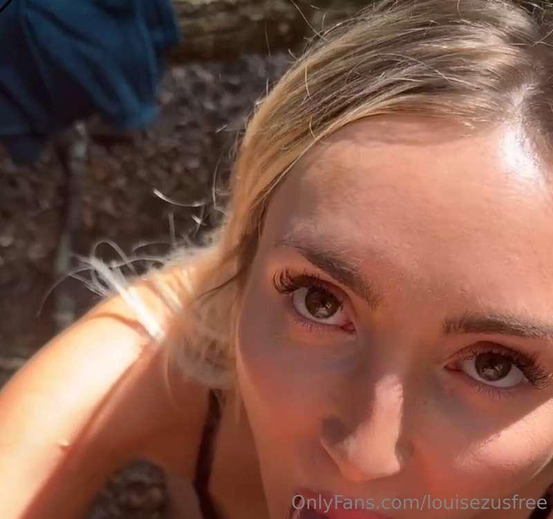 see it uncropped and in full 💦💦💦💦 i love sucking cock watch ..