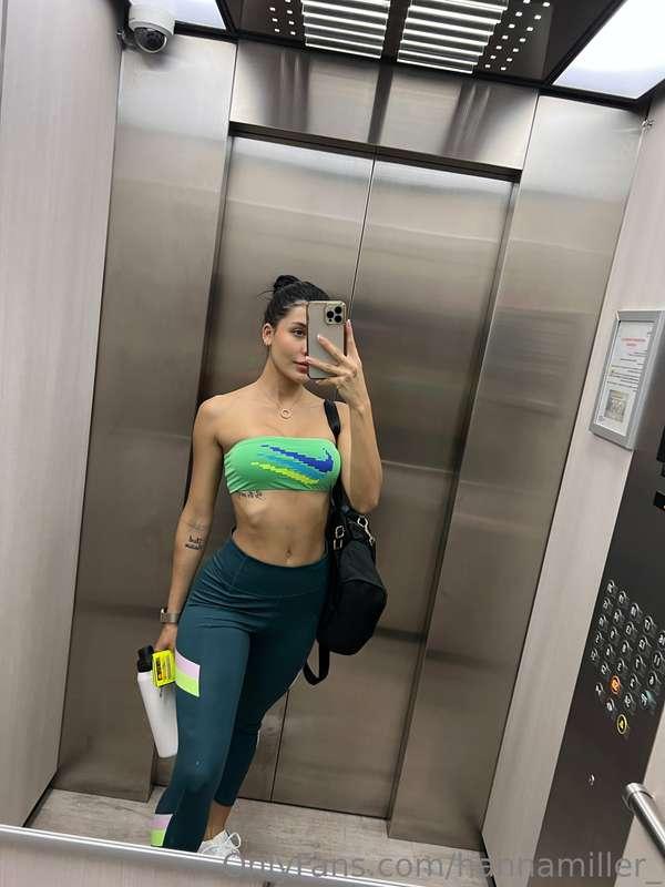 front or back 🤪let's get sweaty
