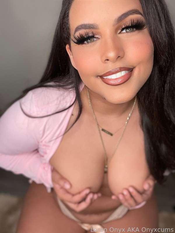 i present to you… your next meal 

✎ #nerdy #ebony #cute #pokemon #exotic #bigass #gamer #reader #brunette #fyp 