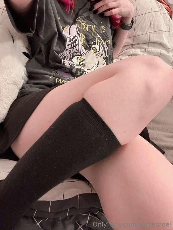 I just wanna lay in bed all day… anyone wanna join me?