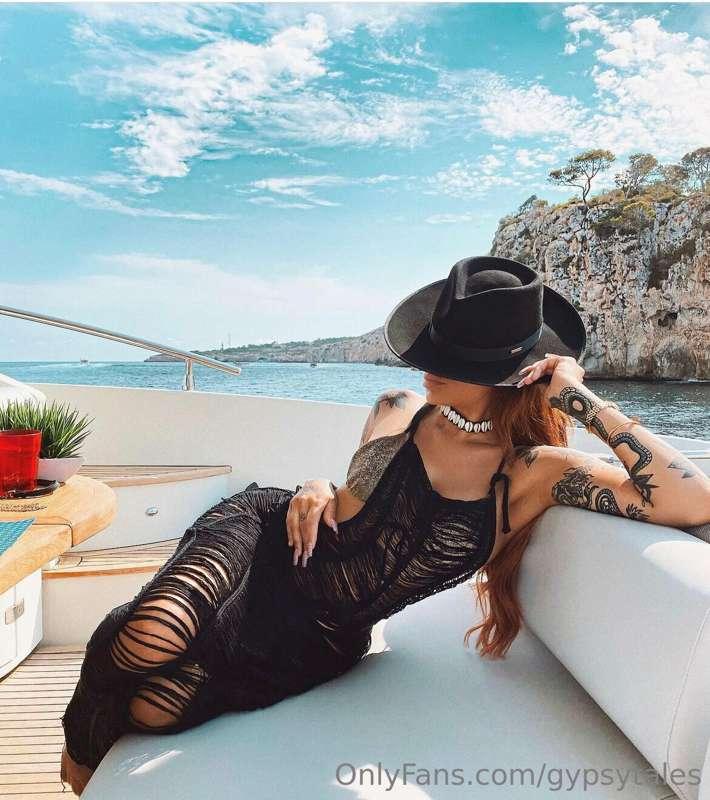 Cruising around the Balearic Islands 😋