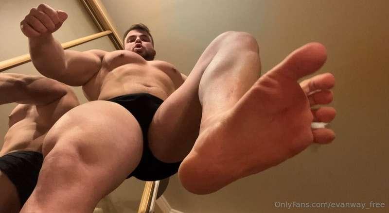 Giant fetish 2.0 🔥 🆕 .. 15 min 🎥  Great giant fetish with 4D..