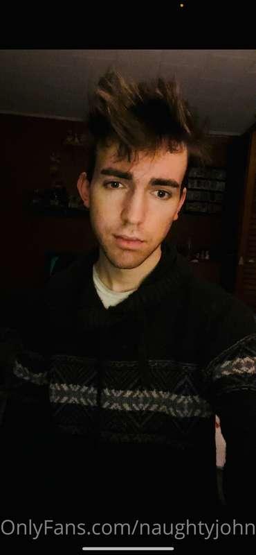 Feeling lazy today 😅