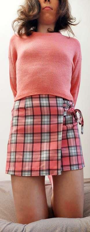 Cute skirt and sweater💗