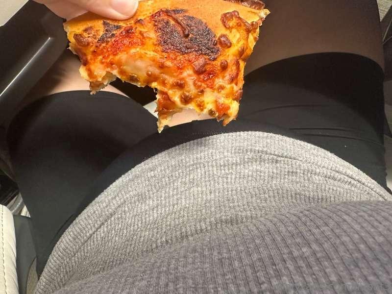 I’ve been crushing the work but slacking on the pizza! Almos..