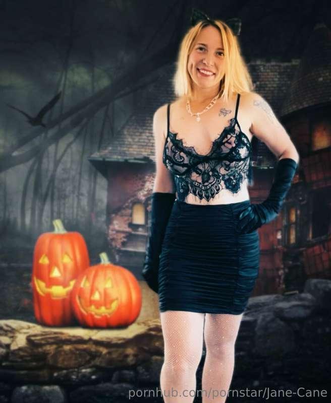 Happy Friday the 13th!!!!! 🧙‍♀️
