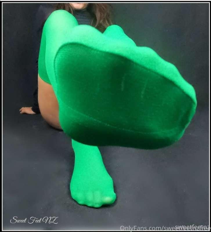 Green Nylon Vibes 😉