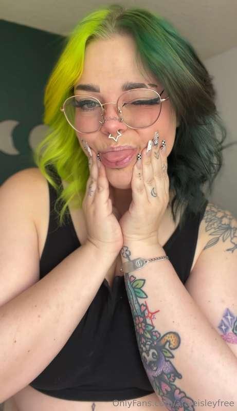 youre missing out on 99% of my goodies by not being on my VI..