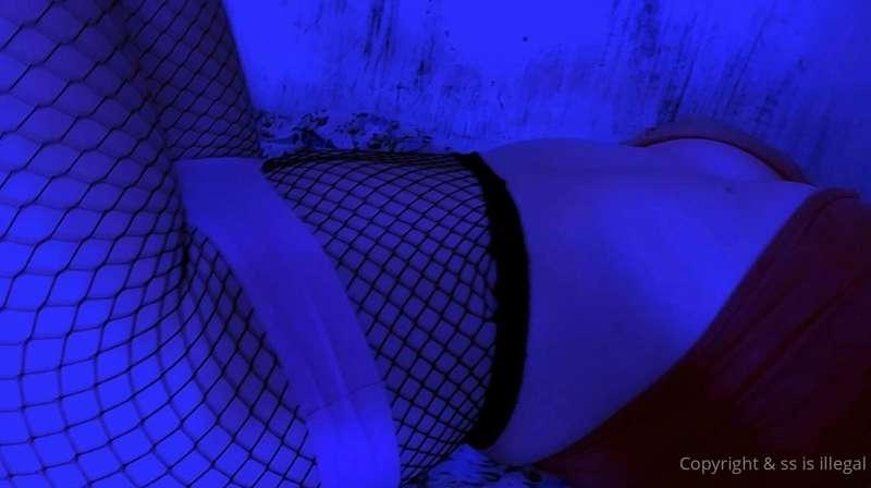 I wanna be bad for you daddy😈💦