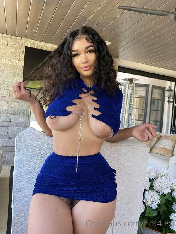 LIKE💙 if you’d lift my skirt all the way up and make me CREA..