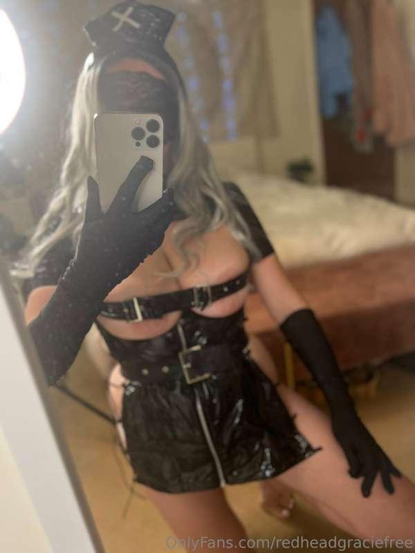 **$5 BLACK FRIDAY SALE ON MY VIP** @redheadgracie 
For new &..