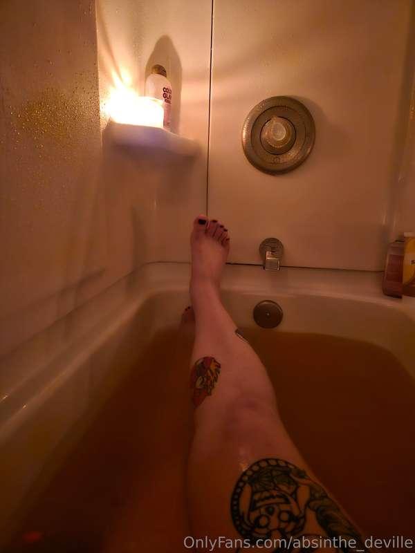 🛁🧼🦶🏻