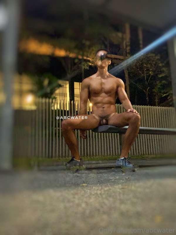 Another wild opportunity arises 好機會又出現了，真巧  #abs #chest #coc..