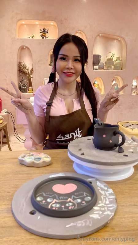 Hiiii ~ I made a mug and a plate! What do you think?? 🥰