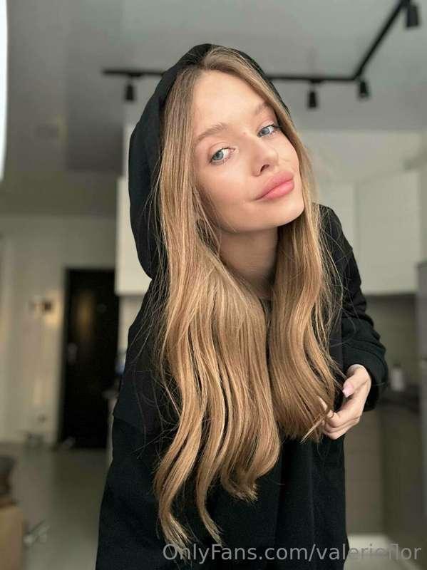 Hey, my sweetie 😉 I recently bought an incredibly sexy 🔥blac..