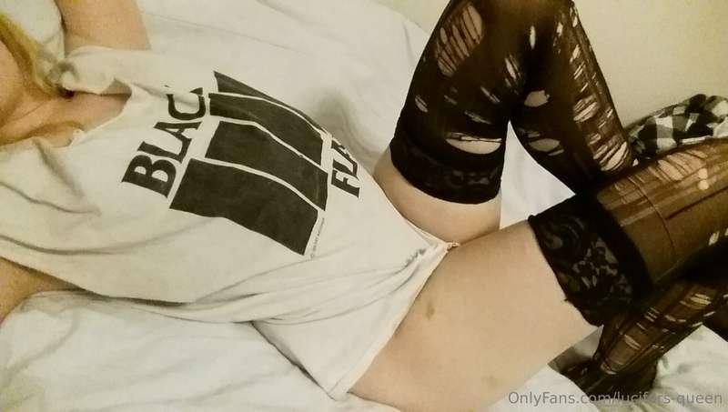 🎶 No one likes you when you're 23 🎶 
circa 2016. Enjoy 😘