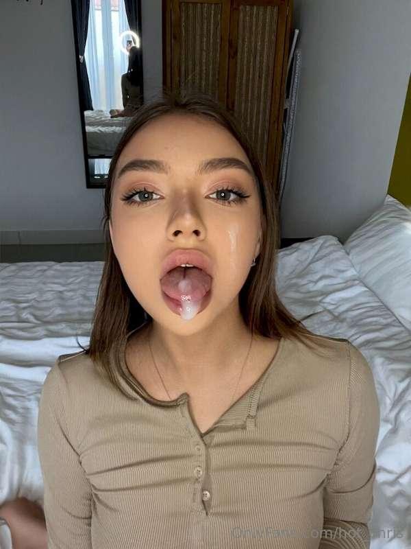 😍 FREE SUBSCRIPTION 😍 @kate_babyfaceShe's only 18yo and she ..