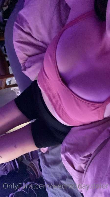 Post workout stretching. 😈