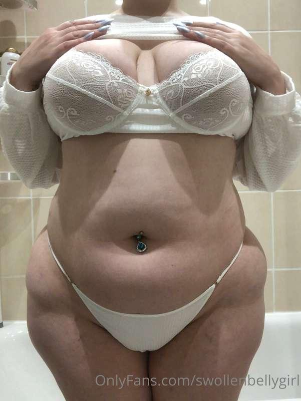 swollenbellygirl image #2