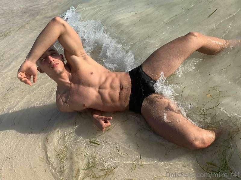 Beach 🏖️