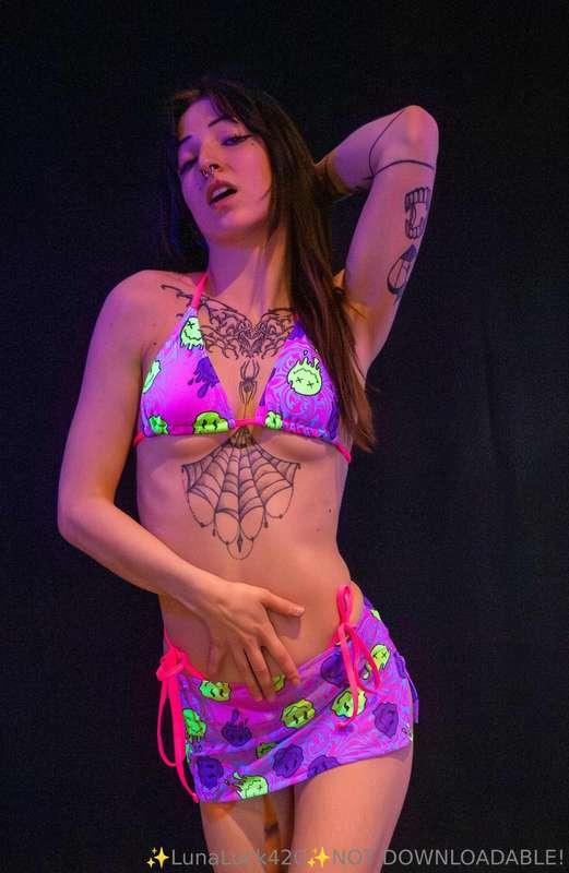 lunaluck420 image #0