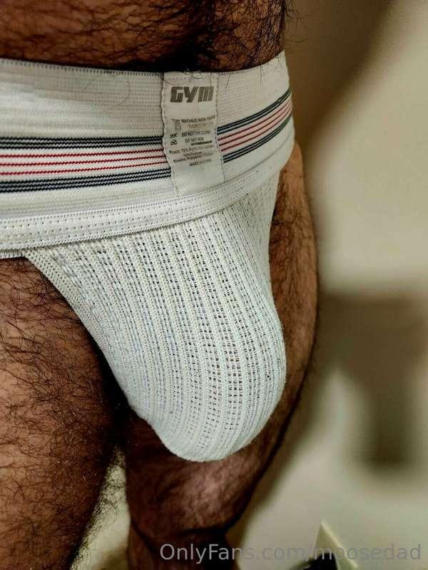 Tight and hairy 🥴