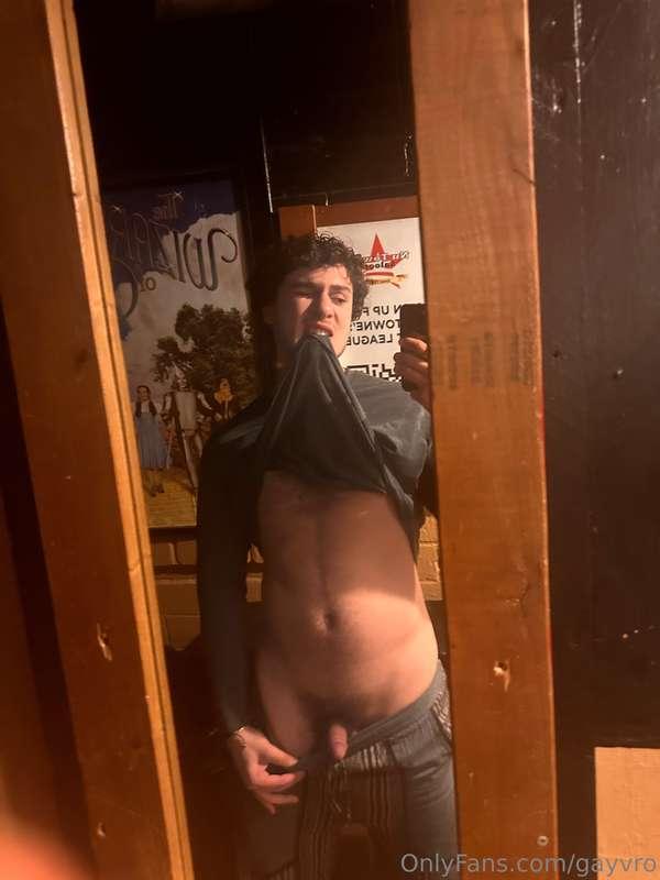 Hey cuties. I need my dick serviced