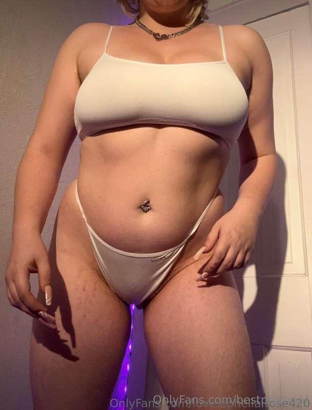 #ad @love.ophelia.rose420Have no fear your new obsession gir..