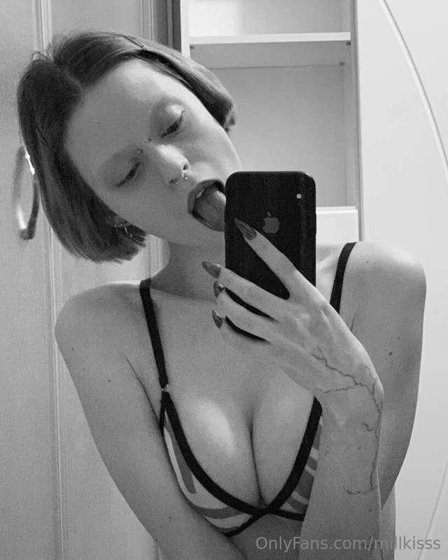 ✮⋆˙🎱🕷️