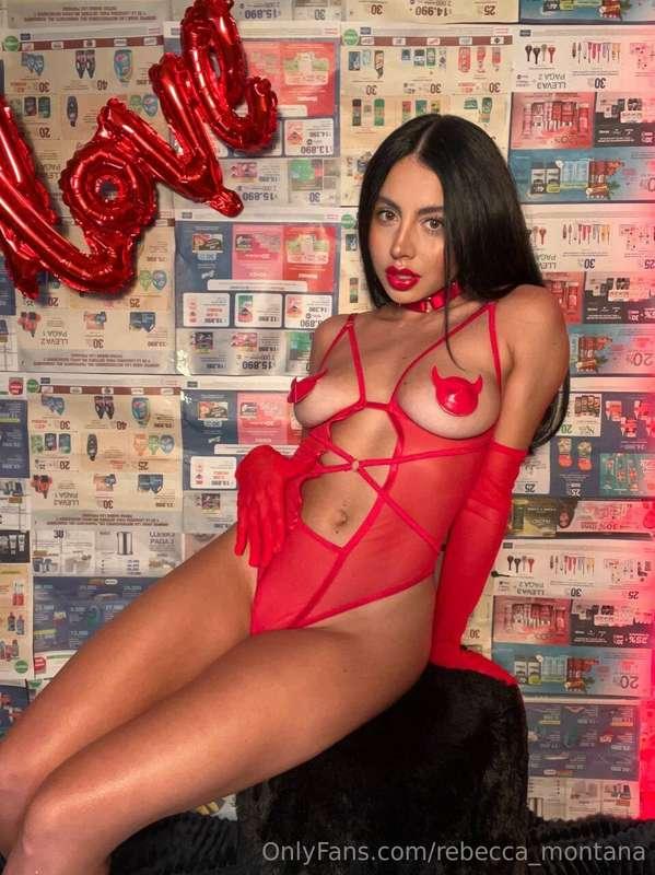 Valentine's Day is almost here… how about we start heating t..