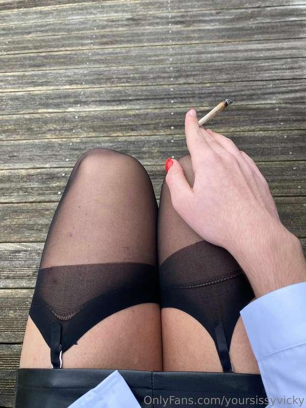 Would you smoke after me? 💋