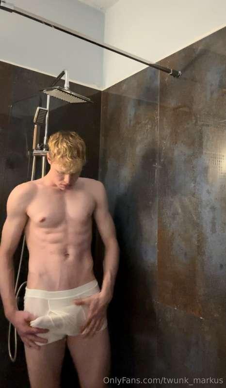 I’m dying to show you what’s under here 😮‍💨