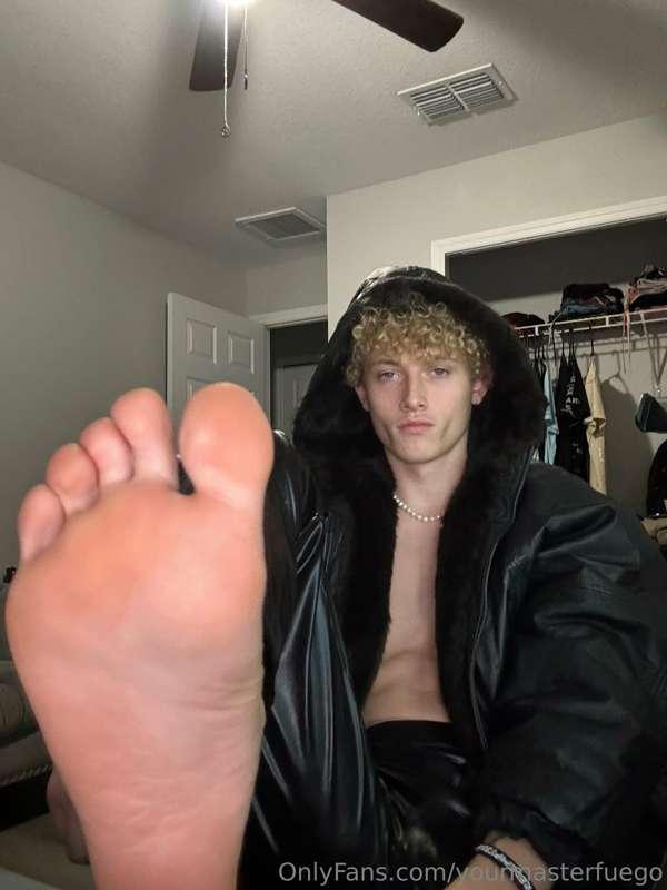 yourmasterfuego image #4