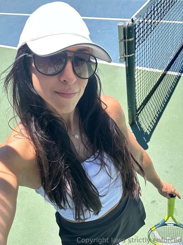 🎾 out here whacking some balls