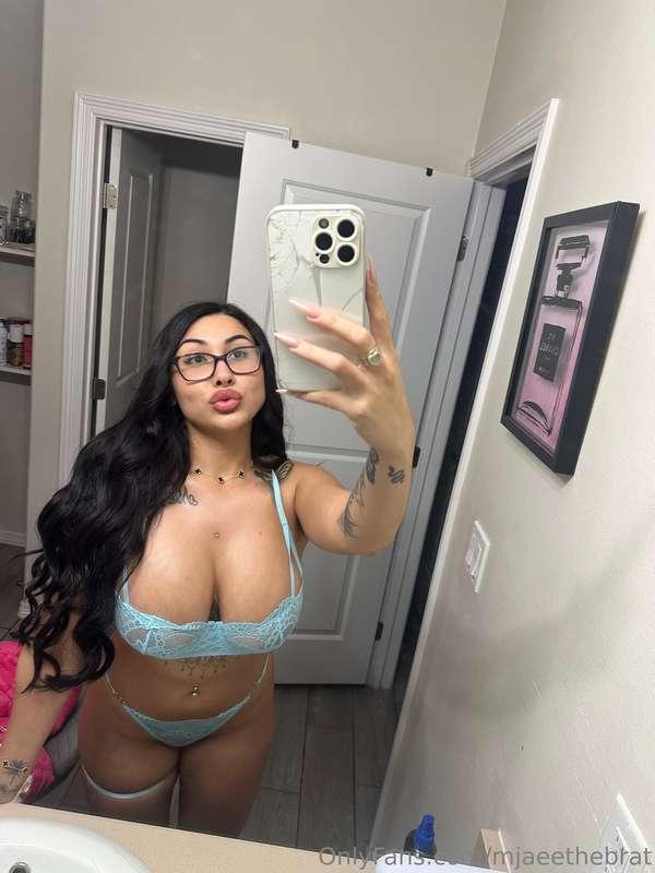this is your reminder: tits > everything 🔥