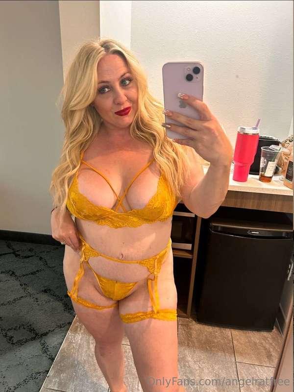 ⁽²⁴⁾ CUM 💦 to my VIP dirty little playground — your thick So..