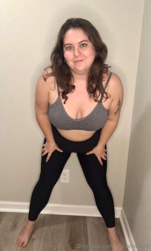Pose practice. A few more coming this way. All pics posted o..