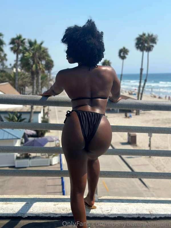 ebonybuttspremium image #0