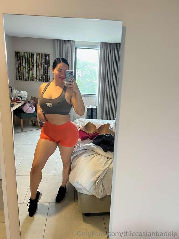 Have you worked out this morning?I can help you give your wr..