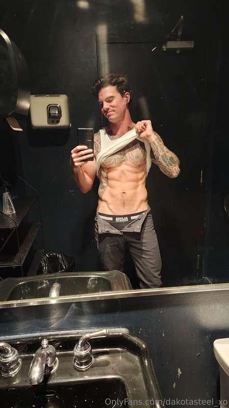 hope you're having a good long weekend ❤️