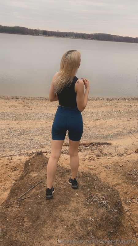 I love showing my perfect body off 😏