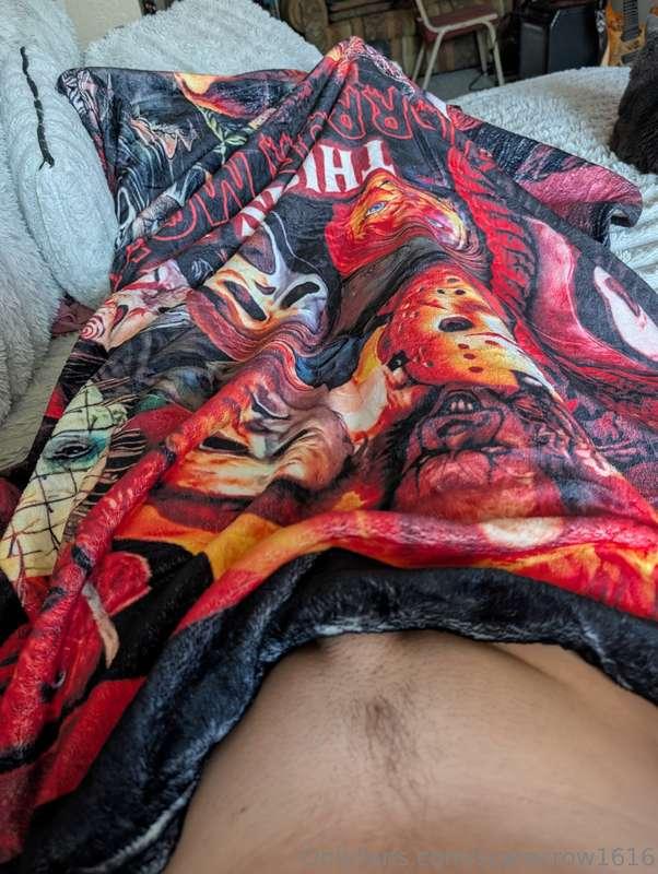 New horror blanket what y'all think :)