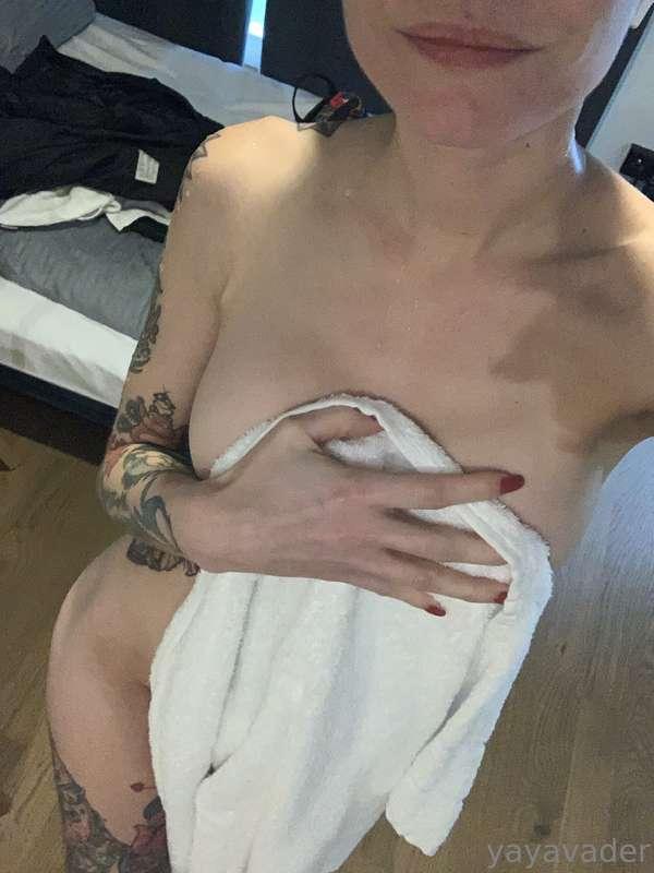 Morning 😘 more hot and naughty stuff @yayavader